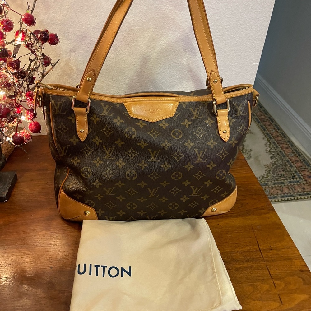 Authentic Louis Vuitton Estrella MM